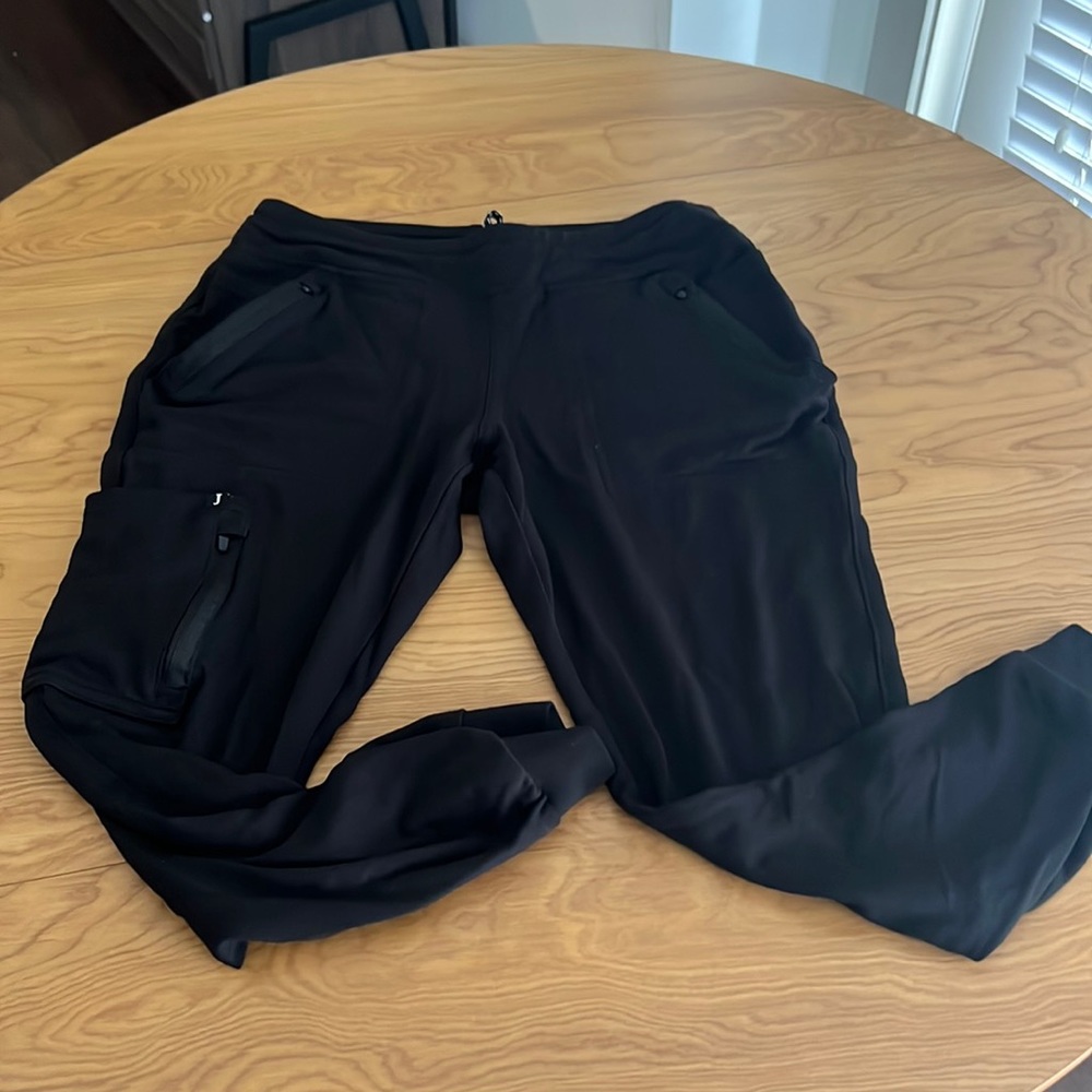 Black jogger, scrub bottoms with multiple pockets- Jaanuu